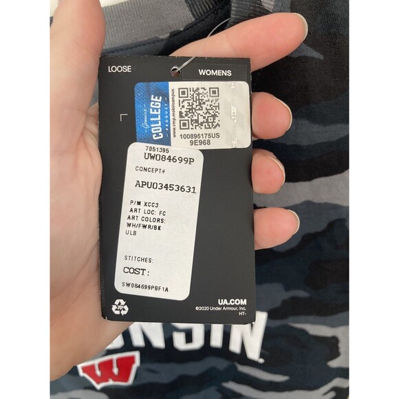 Under Armour Wisconsin‎ Camo T-Shirt Women’s Size Medium Collegiate - Picture 5 of 5